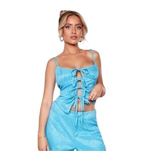 Pretty Little Thing Aqua Blue Plisse Halter Top Nwt Size 4